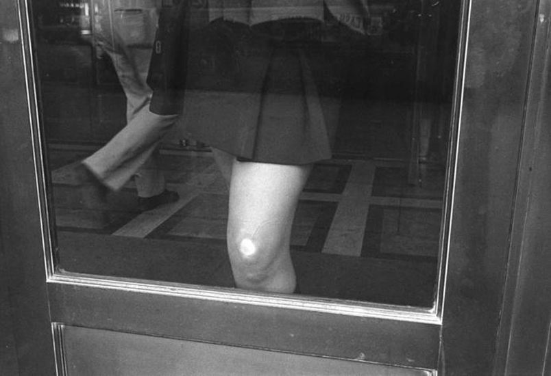  Knee/Glass, Wilkes-Barre, May 1976&nbsp;, 	16 x 20 inch vintage gelatin silver print