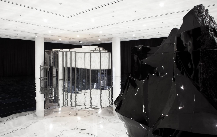 Lee Bul