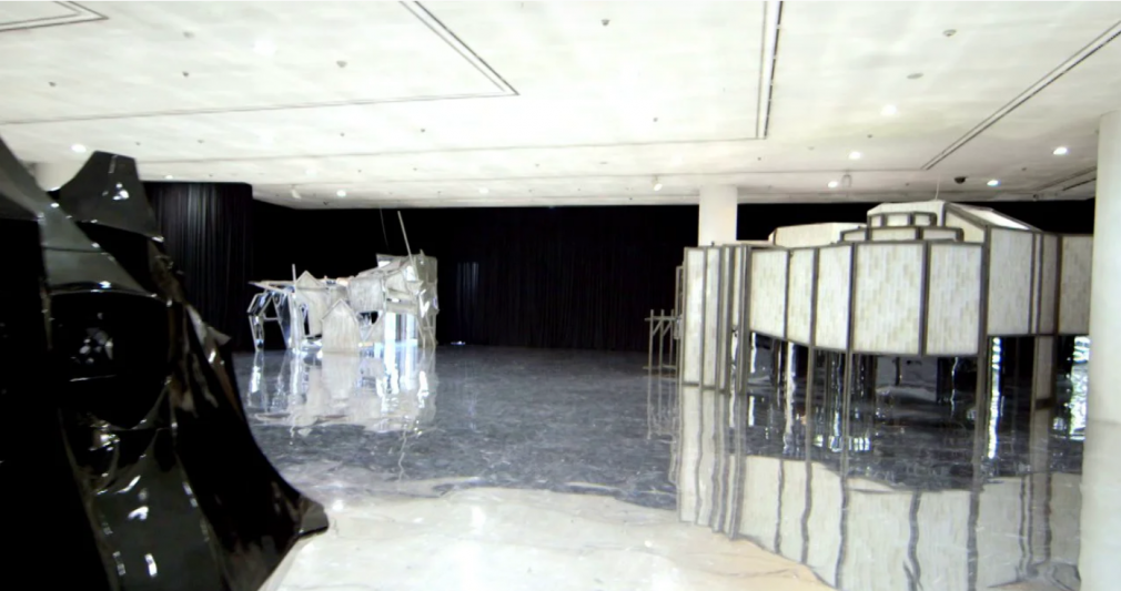 Lee Bul, Installation at Artsonje Center, Seoul
