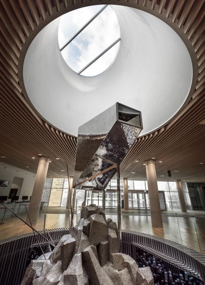 LEE BUL