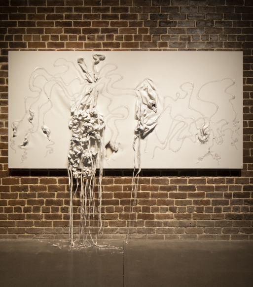 NICHOLAS HLOBO, Unyukelo