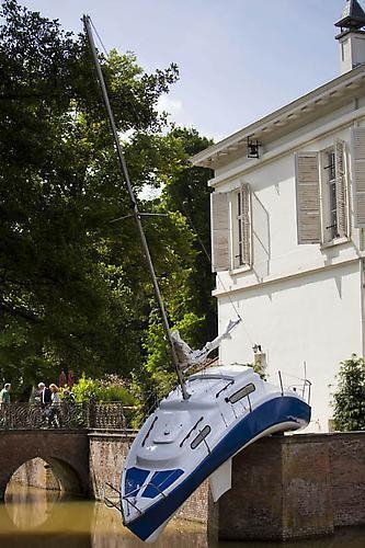 ERWIN WURM "Misconceivable"