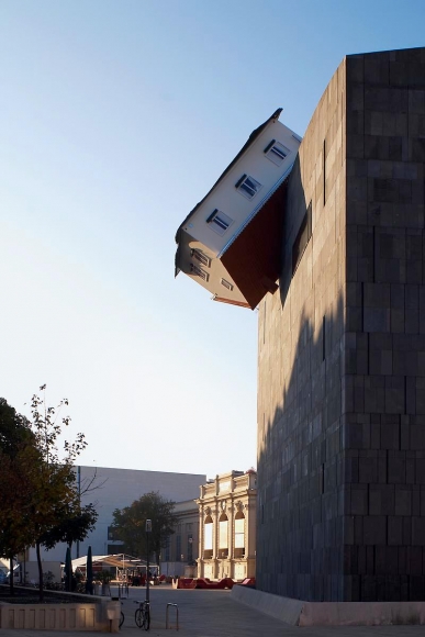 æ­æ·æ²å§ House attack, 2006