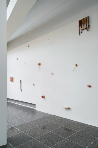 CECILIA VICUÑA, Lo Precario/The Precarious