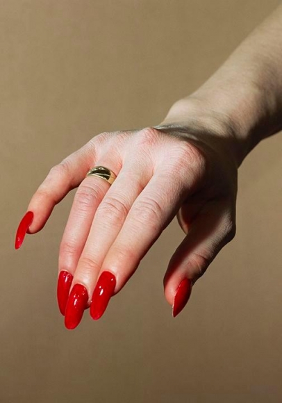 ALEX PRAGER Hand Model, 2017