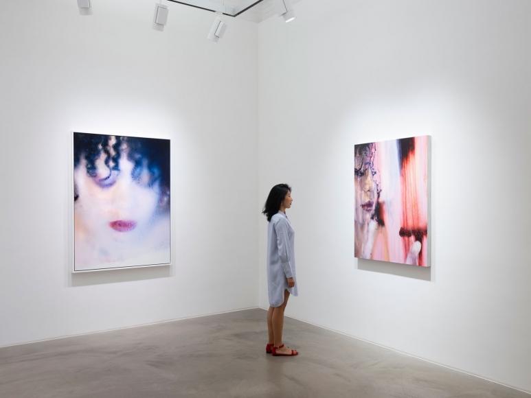 MARILYN MINTER, Installation view 