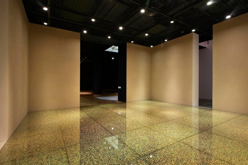 Do Ho Suh: In Between