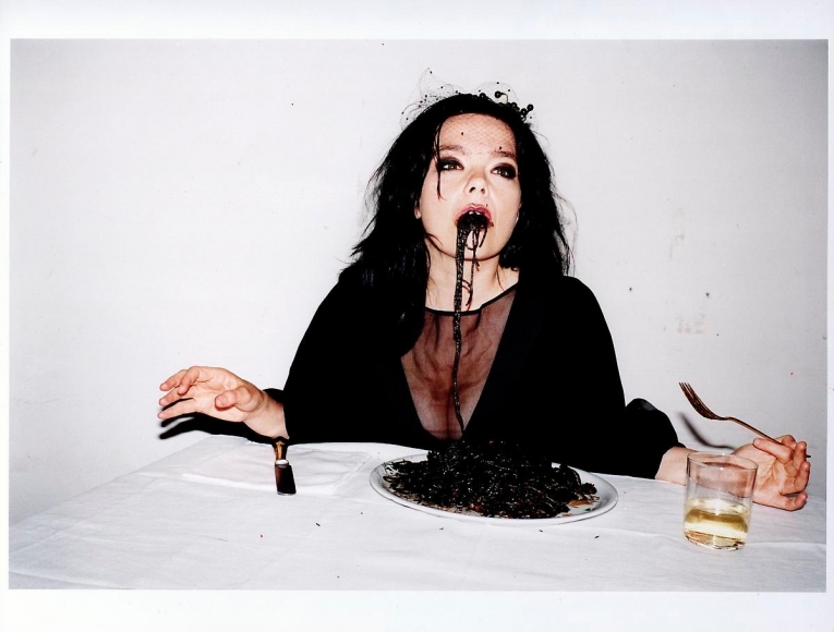 JUERGEN TELLER Bjork, Spaghetti Nero, Venice, 2007