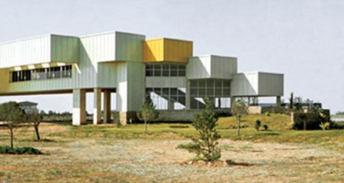 7904, 1999 1999
