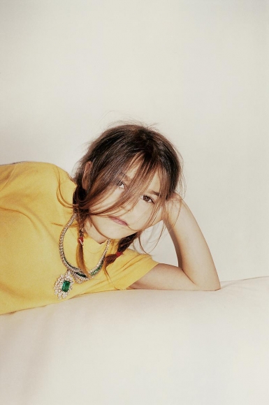 JUERGEN TELLER Lola with jewels, London, 2005