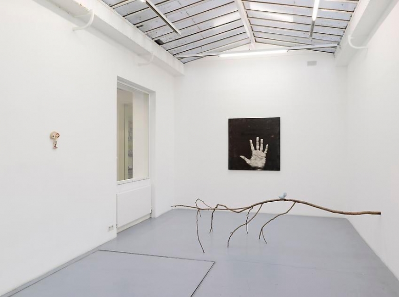 Bob and Breakfast: Robert Filliou et ses invités par François Curlet – installation view 7