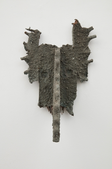 a sculptural installation by jay heikes exhibited in a nyc contemporary art gallery