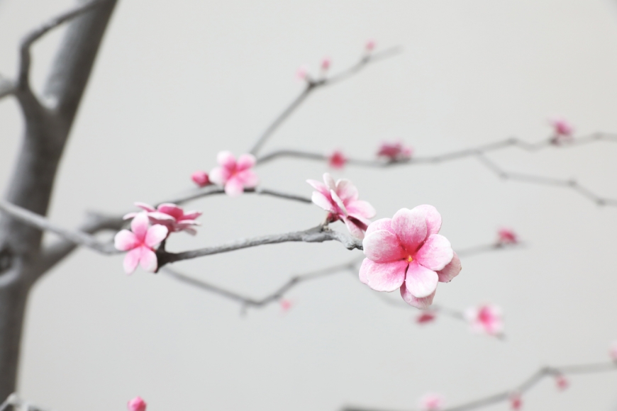 (detail) Blossom Tree (3), 2018, Steel, concrete, polyurethane, coated polyester, epoxy resin