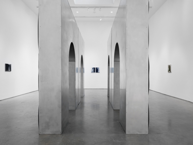Arches (Installation View), BOESKY GALLERY, 2017