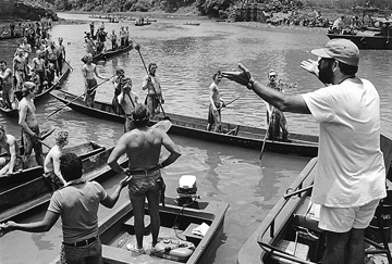 Mary Ellen Mark, Francis Ford Coppola directing. Apocalypse Now, Pagsanjan, Philippines, 1976