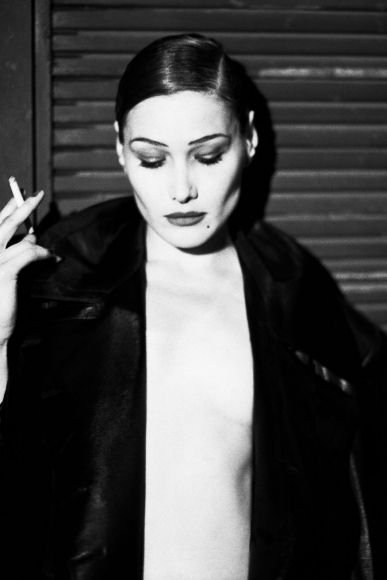 Ellen von Unwerth, For Him, Paris, 2000