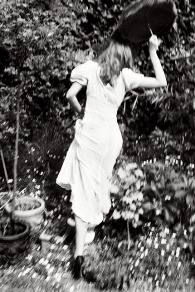 Ellen von Unwerth, Seek, 2011