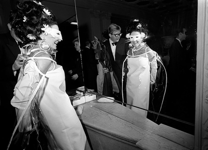 Harry Benson, Jacqueline de Ribes at Truman Capote's "Black and White" Ball at the Plaza Hotel, New York, 1966