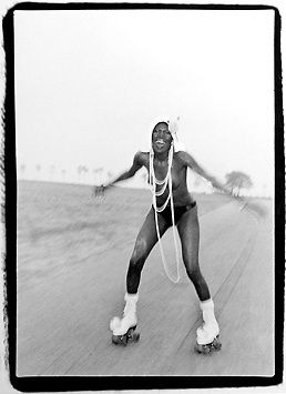 Bruce Laurance, Grace Jones at Compo Beach, Connecticut, 1973