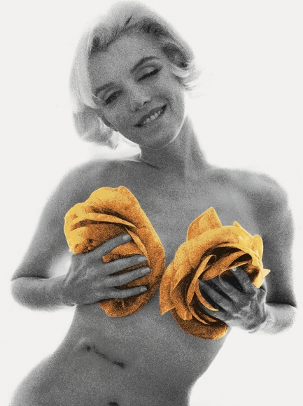 Bert Stern, Marilyn Monroe: From the Last Sitting, 1962 (Yellow Roses, Wink)