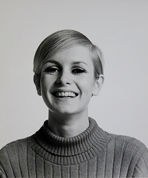 Bert Stern, Twiggy, 1967 (Smiling)