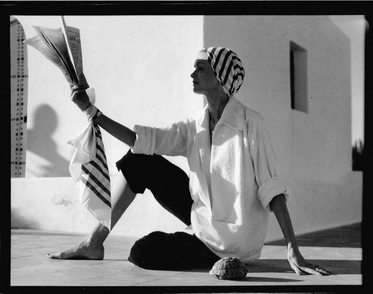 Louise Dahl-Wolfe, Natalie Hammamet, Schiaparelli, Turtle, 1950