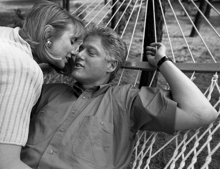 Harry Benson, Bill and Hillary Clinton, Little Rock, Arkansas, 1992