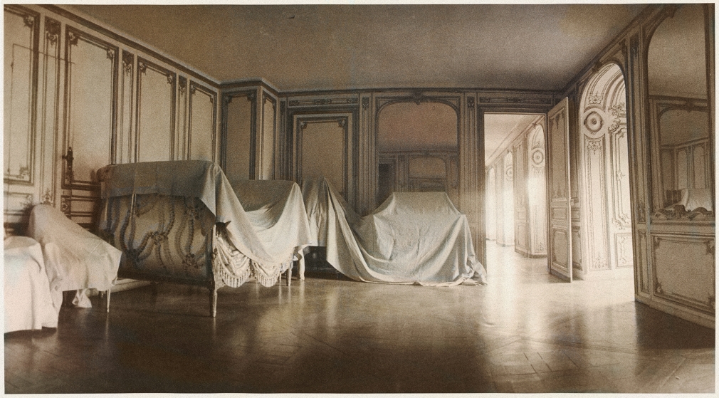 Deborah Turbeville, From Unseen Versailles, 1980