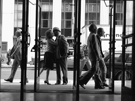 Harry Benson, Helen Gurley Brown and her husband David in doorway, New York, 1982