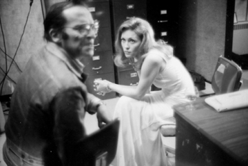 Mary Ellen Mark, Sidney Lumet and Faye Dunaway between takes, Network, Manhattan, New York, 1975