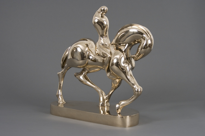 hugo robus, Hugo Robus The General, 1922 polished bronze 19 x 19 1/2 x 7 3/8 inches Edition 6/6