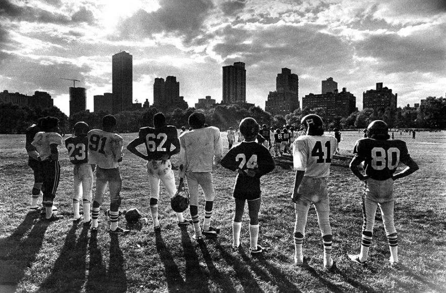 Football team by Len Speier
