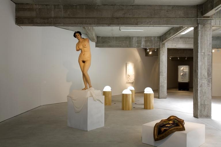 2D and 3D, 2nd floor installation shot. Courtesy of the artist & PKM Gallery.