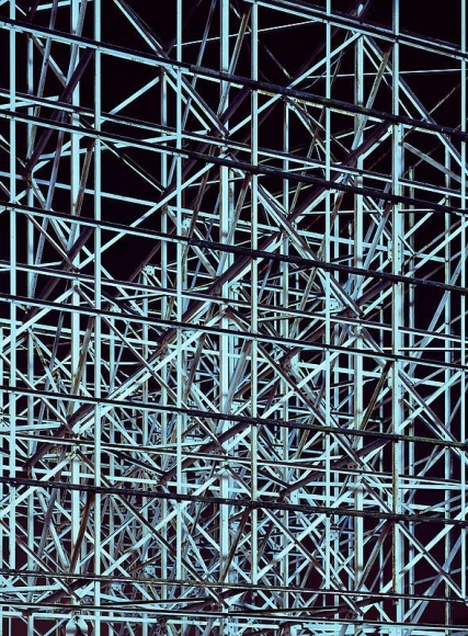 Sanggil Kim. mode_1984, 2008. C-print, 238 x 180 cm. Courtesy of the artist & PKM Trinity Gallery.