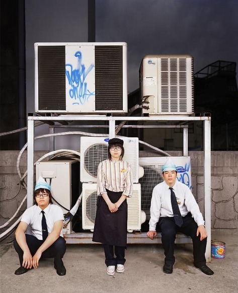 Sanggil Kim. Off-line_11:00+14:20+11:50, 2008. C-print, 195 x 155 cm. Courtesy of the artist & PKM Gallery.
