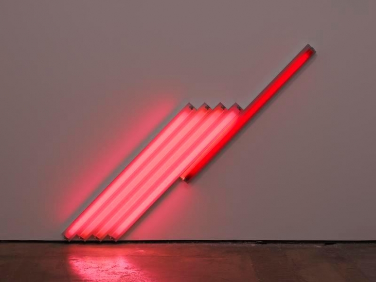 Dan Flavin. untitled (for Frederika and Ian) 1, 1987. Pink and red fluorescent light, 6 ft. (183 cm) long on the diagonal. © 2018 Estate of Dan Flavin / Artists Rights Society (ARS), New York. Courtesy David Zwirner and PKM Gallery.