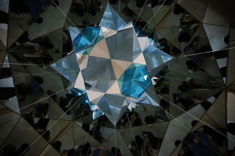 Olafur Eliasson. Glacier table (detail), 2009. Wood, mirror, coloured glass (blue, green, transparent). Courtesy of the artist & PKM Trinity Gallery. © 2009 Olafur Eliasson.