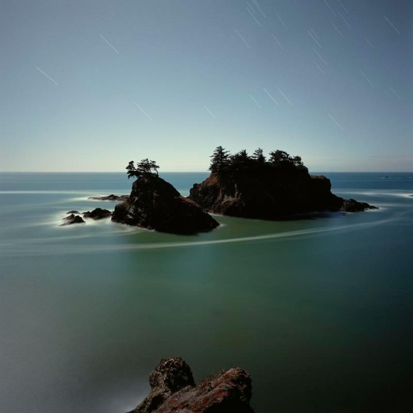 Darren Almond. Fullmoon Above the Sea of Fog, 2011. C-print, 121.2 x 121.2 cm. Courtesy of the artist & PKM Gallery.