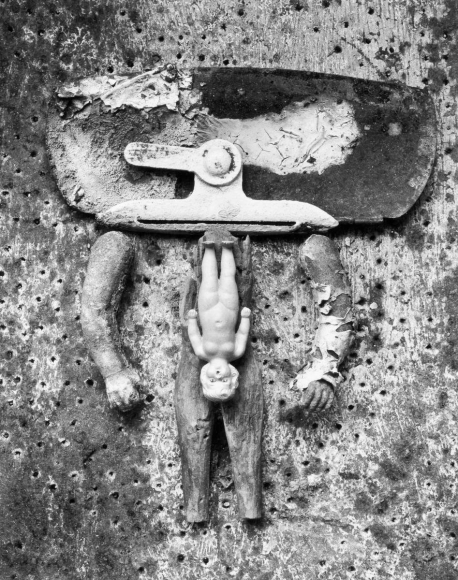 Frederick Sommer - Valise d'Adam, 1949 Gelatin silver print mounted to board | Bruce Silverstein Gallery