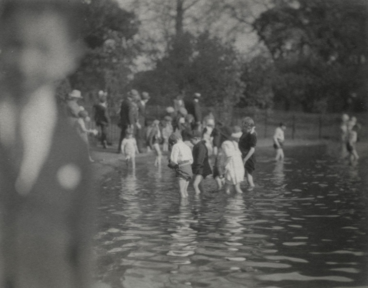 E. O. Hoppé - Children Bathing in the Serpentine, London, c. 1910 Gelatin silver print, printed c. 1910 | Bruce Silverstein Gallery