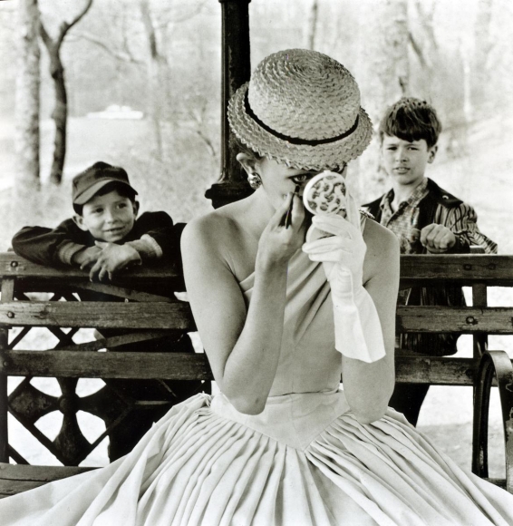 Frank Paulin - Makeup, Central Park, 1955 Gelatin silver print, printed c. 1970s | Bruce Silverstein Gallery