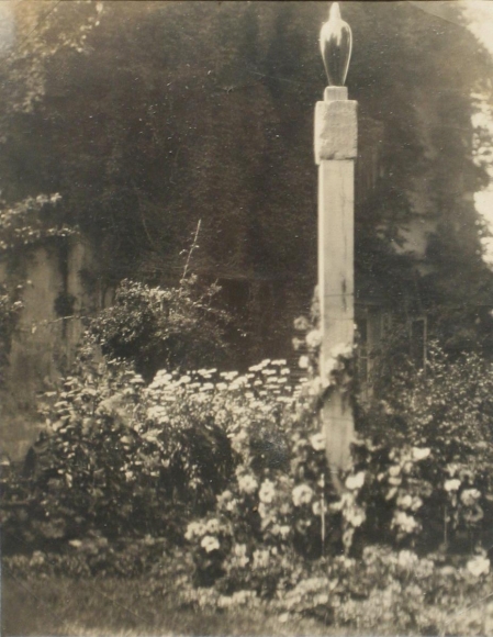 Edward Steichen - L'oiseau de Brancusi, 1926 | Bruce Silverstein Gallery