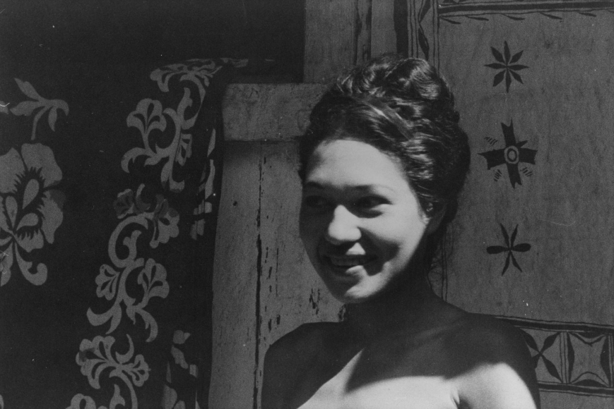 Walker Evans - Portrait of a Woman, Tahiti, 1932 | Bruce Silverstein Gallery