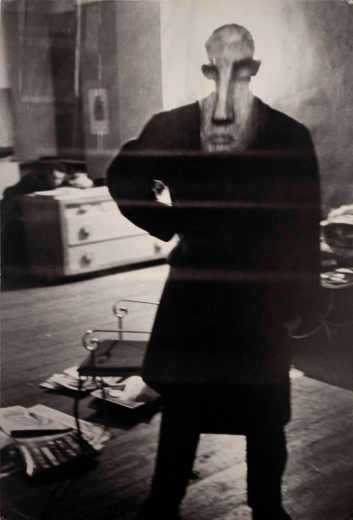 Louis Fauer - George Barrows in Robert Frank's Loft, New York, 1949 | Paris Photo 2018 | Bruce Silverstein Gallery