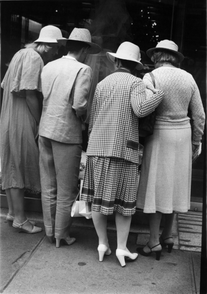 Untitled, New York City, c. 1980s, Gelatin silver print, printed c. 1980s
