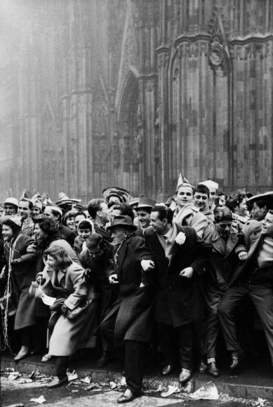 Leonard Freed - Köln, Germany, 1959 | Bruce Silverstein Gallery