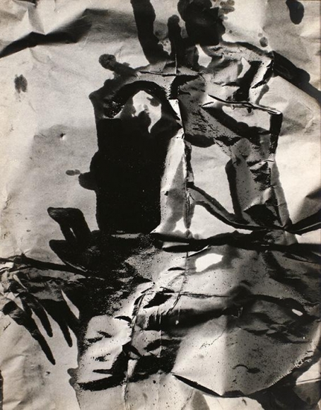 Aaron Siskind New York, West Street 14,1950 Gelatin silver print 16 x 13 inches