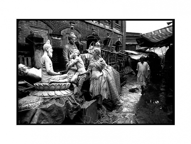 Sanjeet Chowdhury DISCARDED STATUES OF QUEEN VICTORIA AND VARIOUS INDIANS AND GREEK MYTHOLOGICAL CHARACTERS