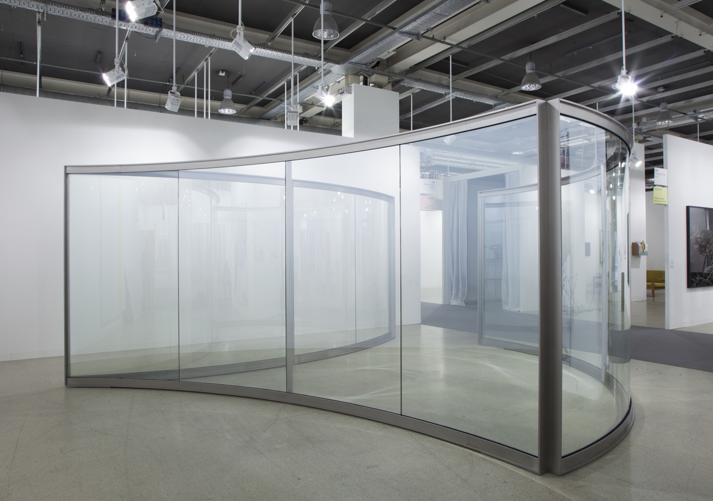 Dan Graham Vulvoid, 2015 Two-way mirror, stainless steel 93 x 180 3/4 x 214 1/8 inches (236.2 x 459 x 544 cm) (DG.188)