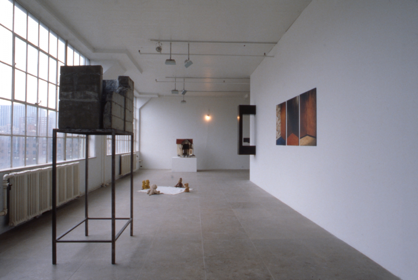Installation view, Broken Home, Greene Naftali, New York, 1997